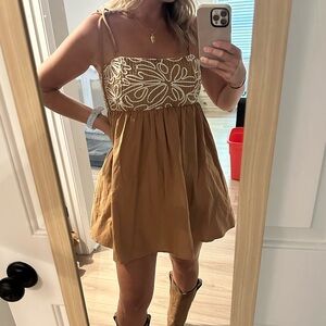 NEW WITH TAGS, Size Small Brown Vestique Dress